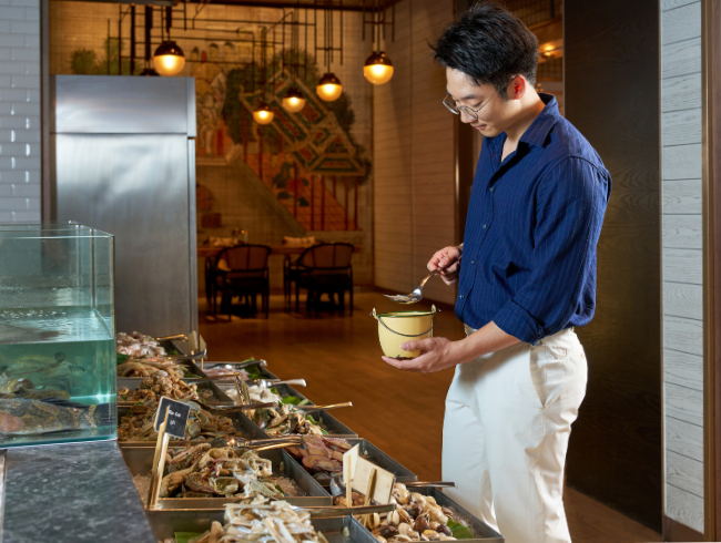 Seafood Wall